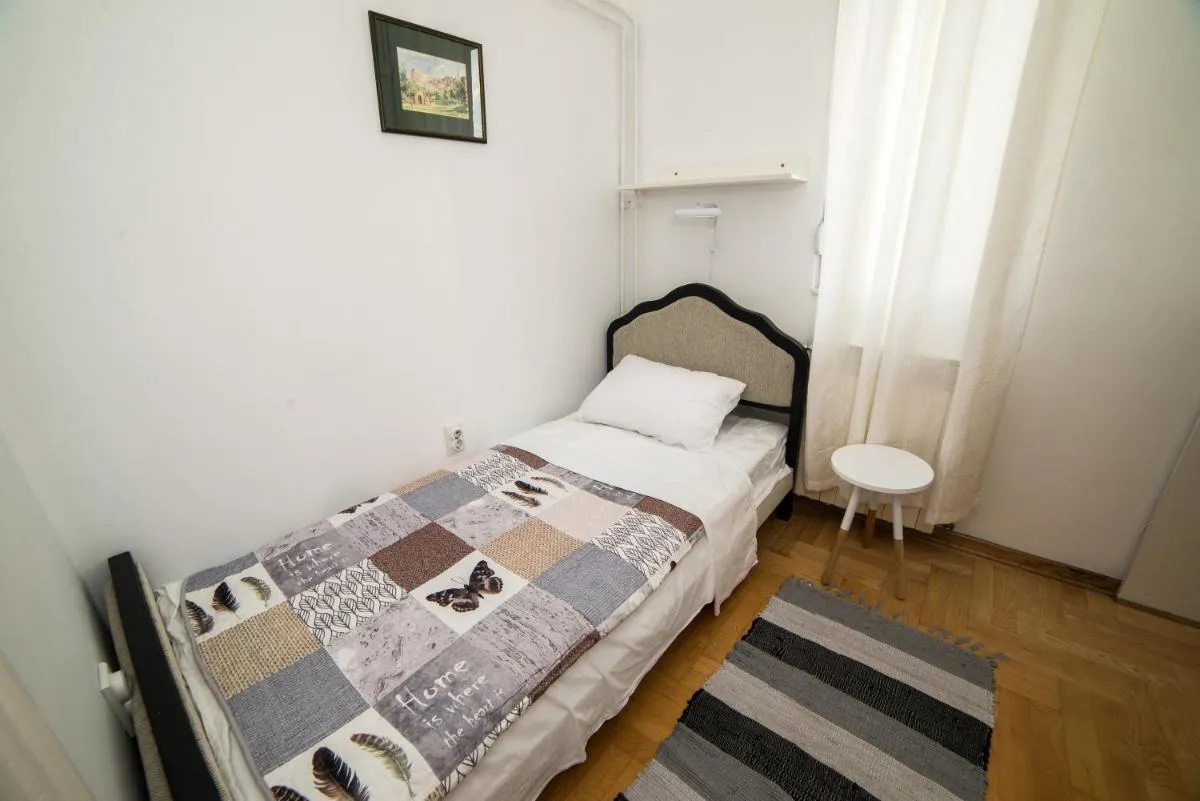 Apartment Resavska — 2