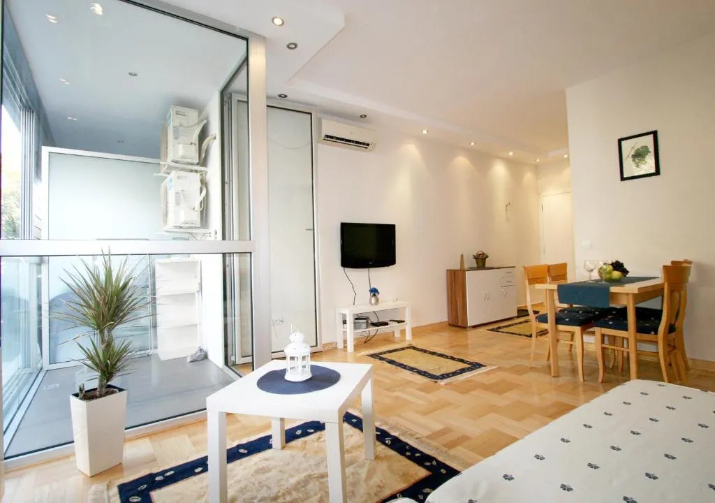 Apartment Temple 11