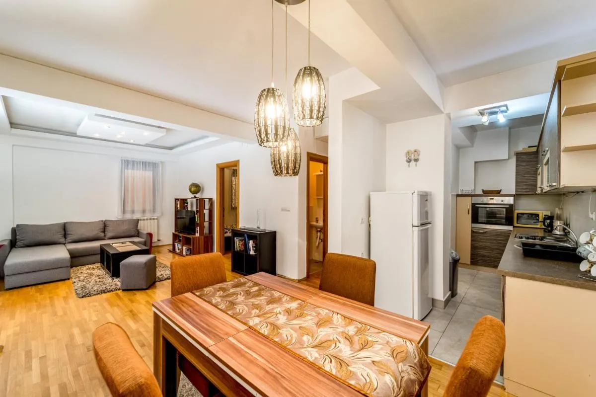 Apartment with balcony — 4