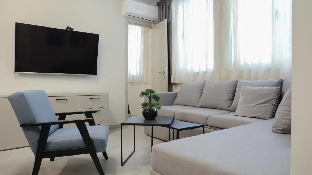 Apartments Srbija Waterfront – FREE PARKING — 5
