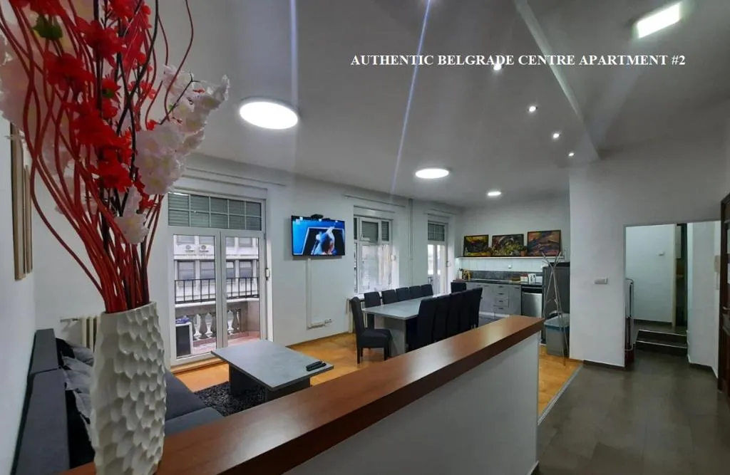 Authentic Belgrade Centre Apartments for large groups, Republic Square – Up to 47 People in 5 Apartments, Paid Parking on-site, Mandatory Reservation