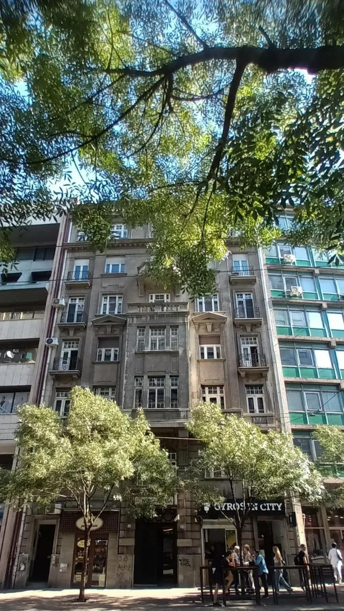 Authentic Belgrade Centre Apartments for large groups, Republic Square – Up to 47 People in 5 Apartments, Paid Parking on-site, Mandatory Reservation — 5