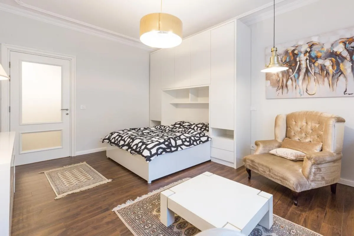 Belgrade Center Apartment Slavija Square II — 2