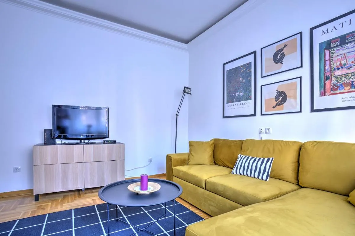 Belgrade City Center Modern Apartment — 5
