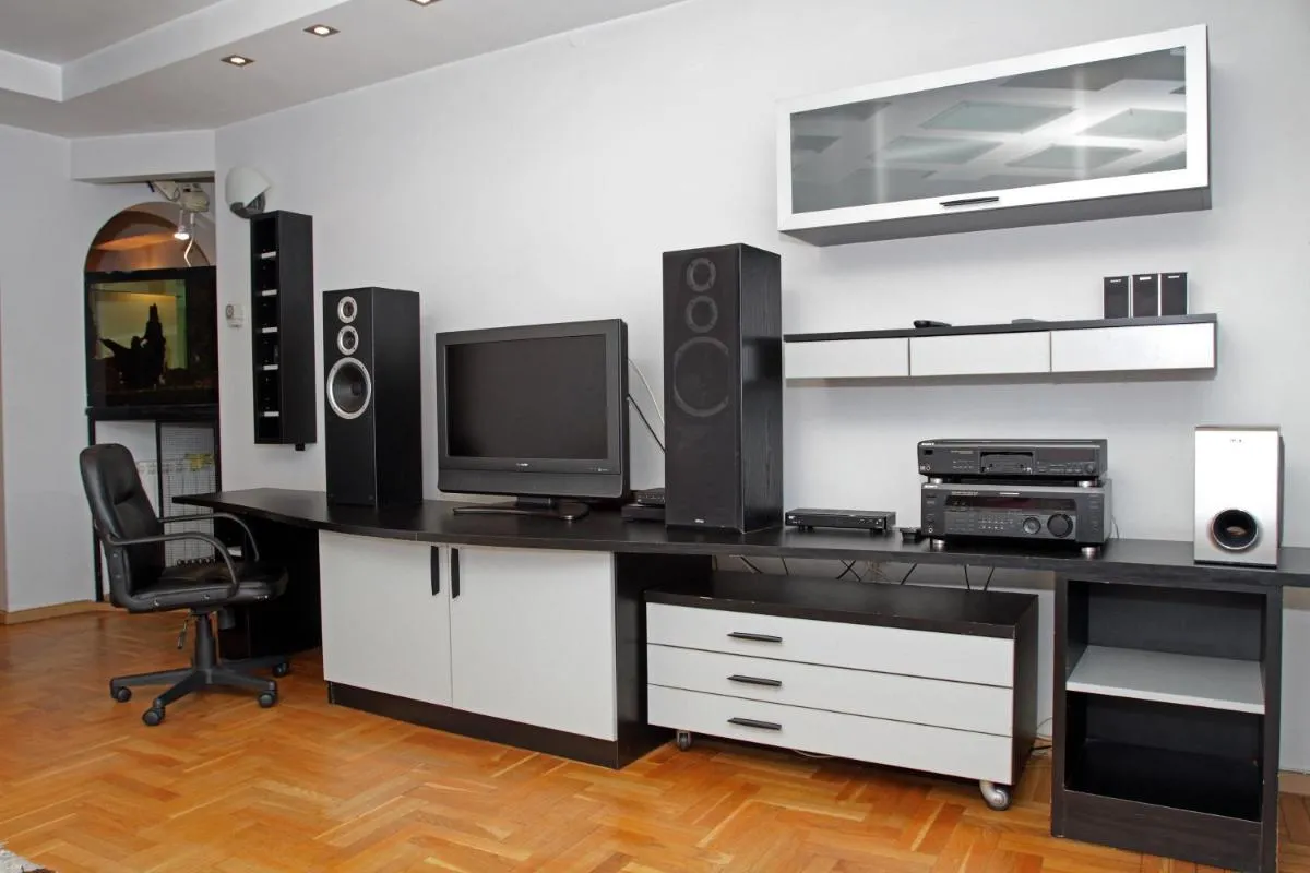 Belgrade Republic Square Apartment — 5