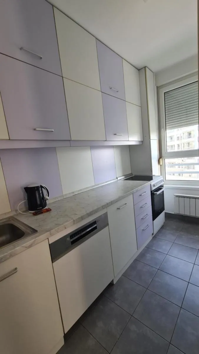 Belville Delta City apartment, free parking — 3