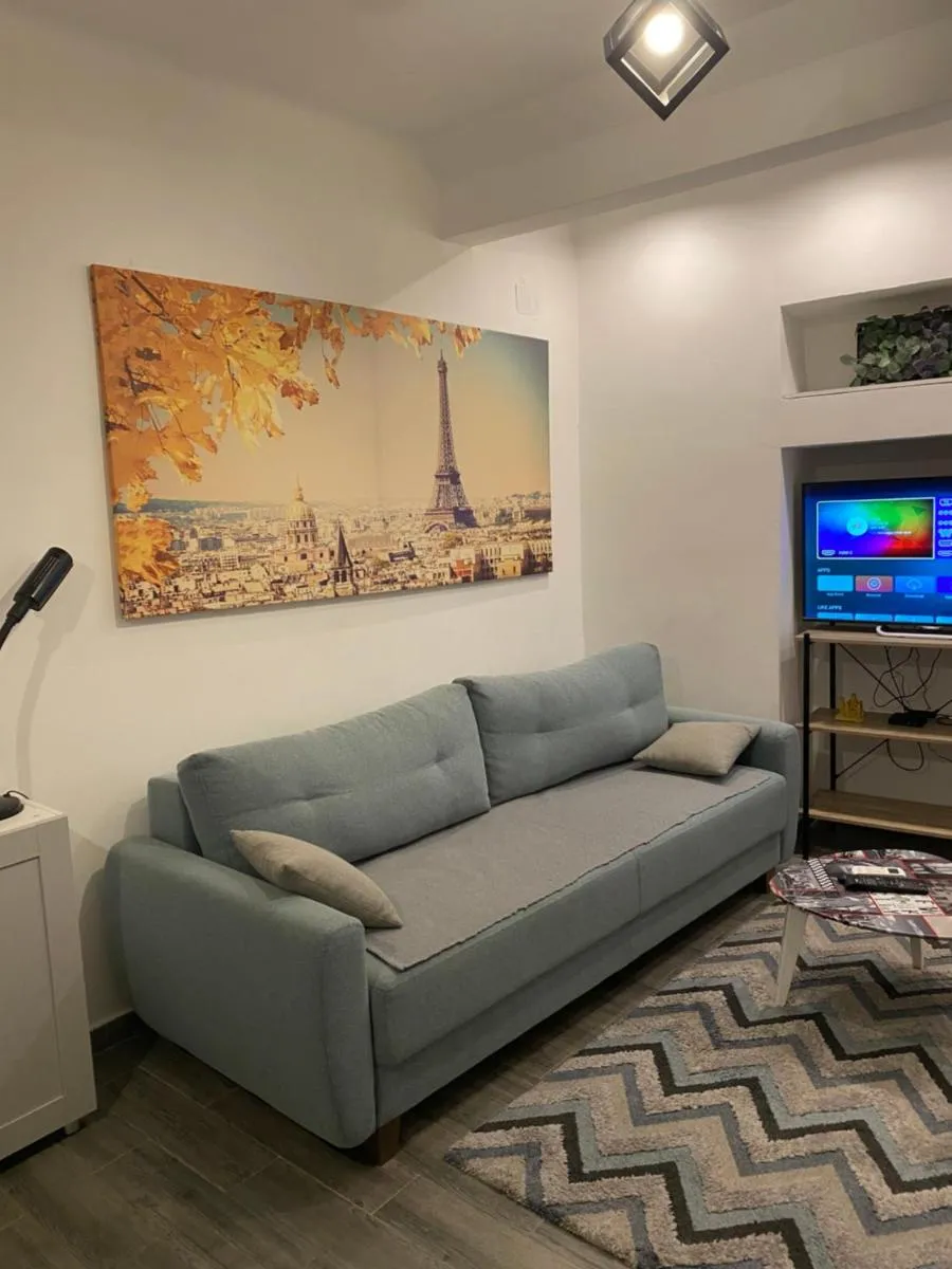 Bibi’s apartment — 3