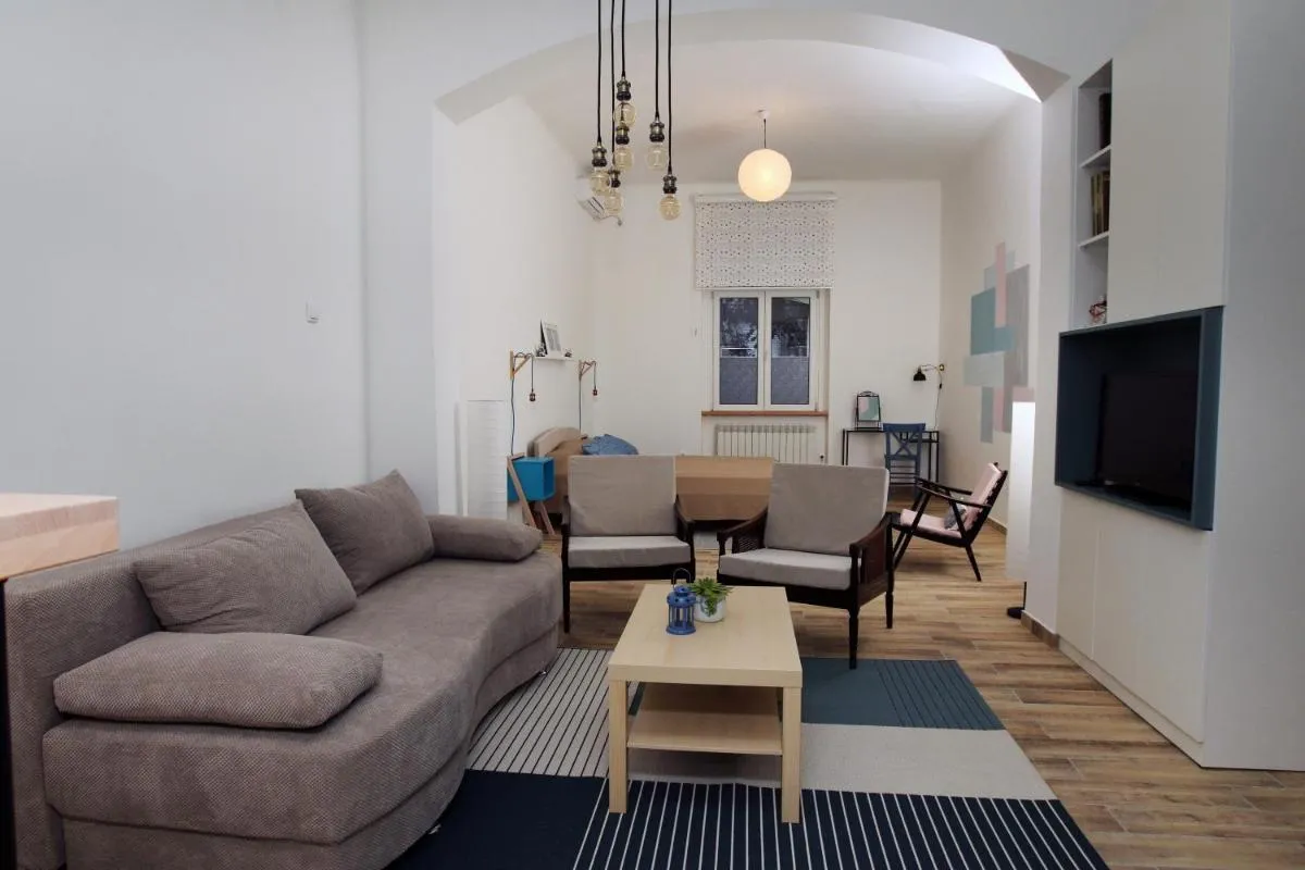 Blue Box Apartment — 3