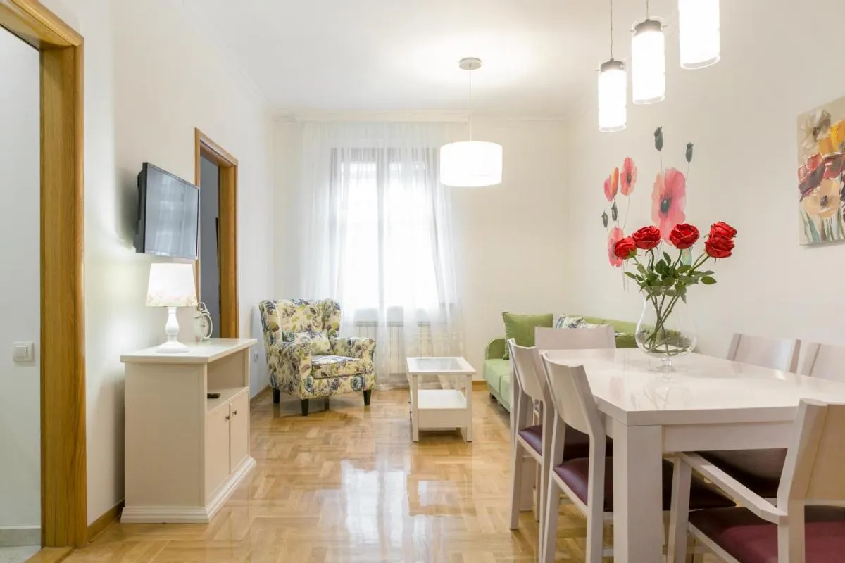 Central Belgrade Apartment 4 — 4