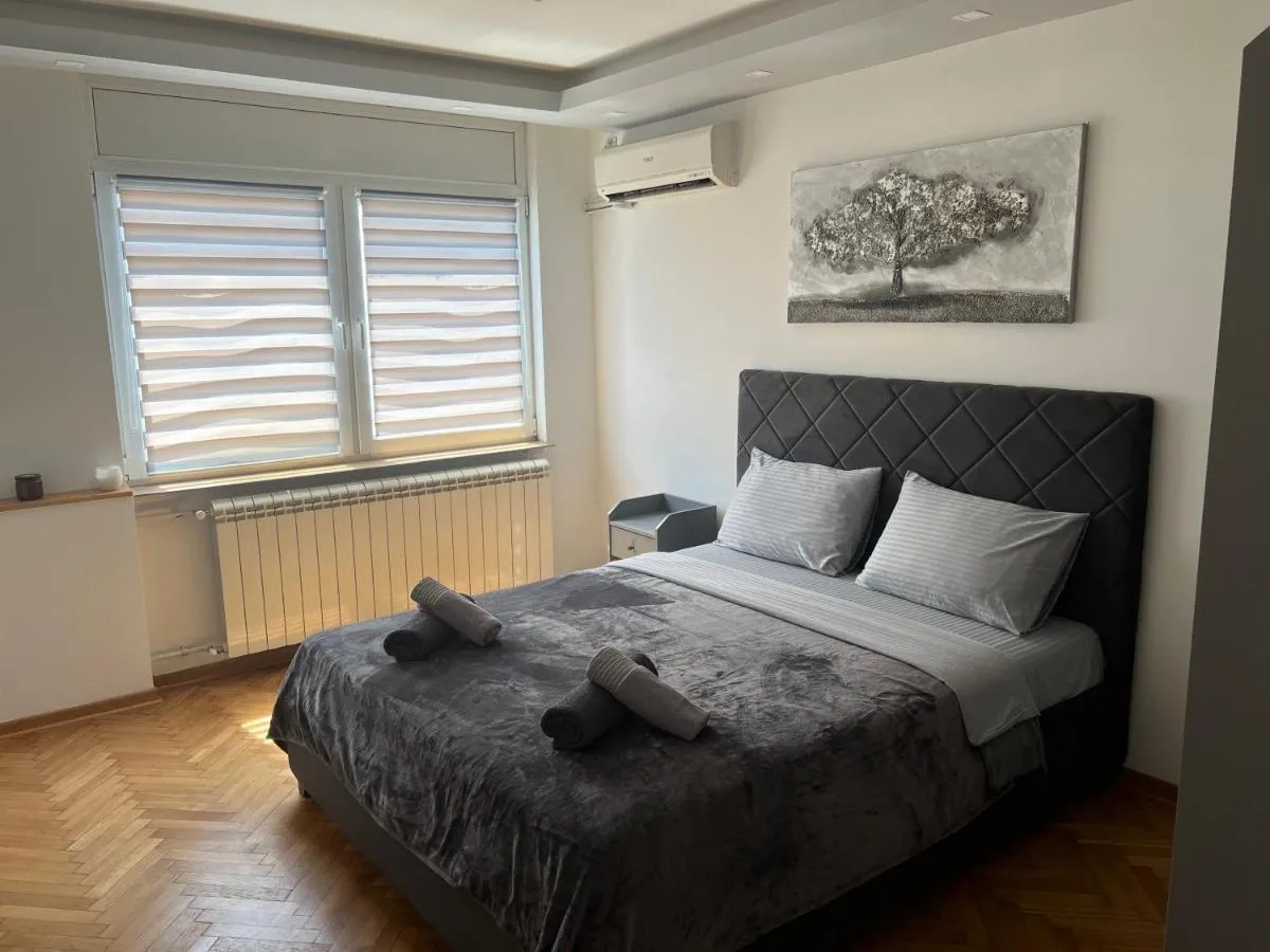 Central Sky View Apartment — 2