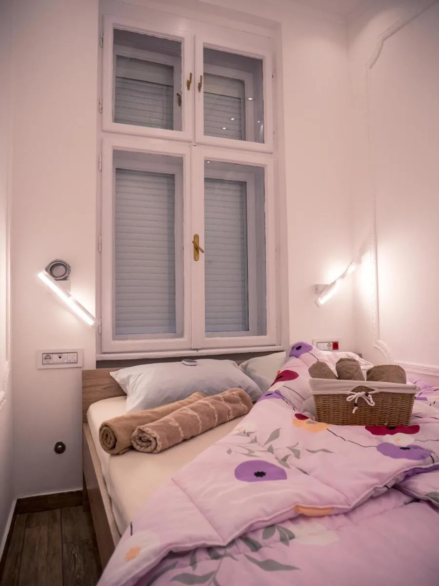 Centrally Located Relaxing Place — 4