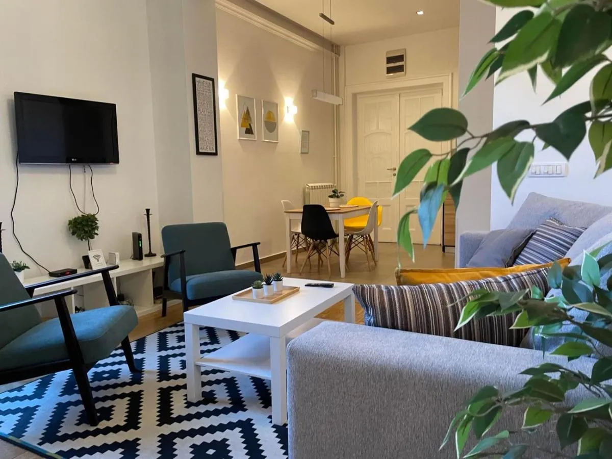 City Break Apartments Chic and Luxury — 5