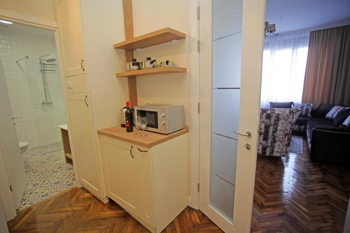 City Center Belgrade Queen Apartment Skadarlija — 3