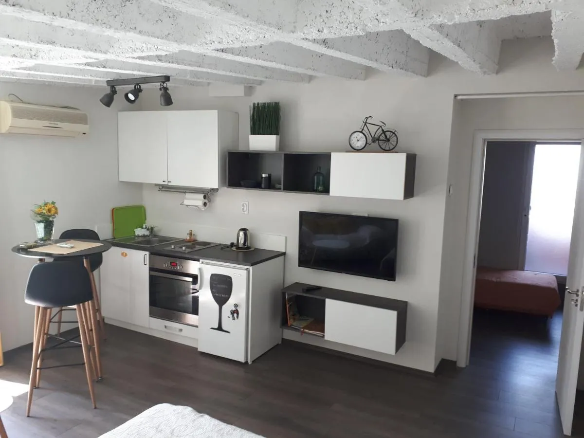 City centre penthouse — 3