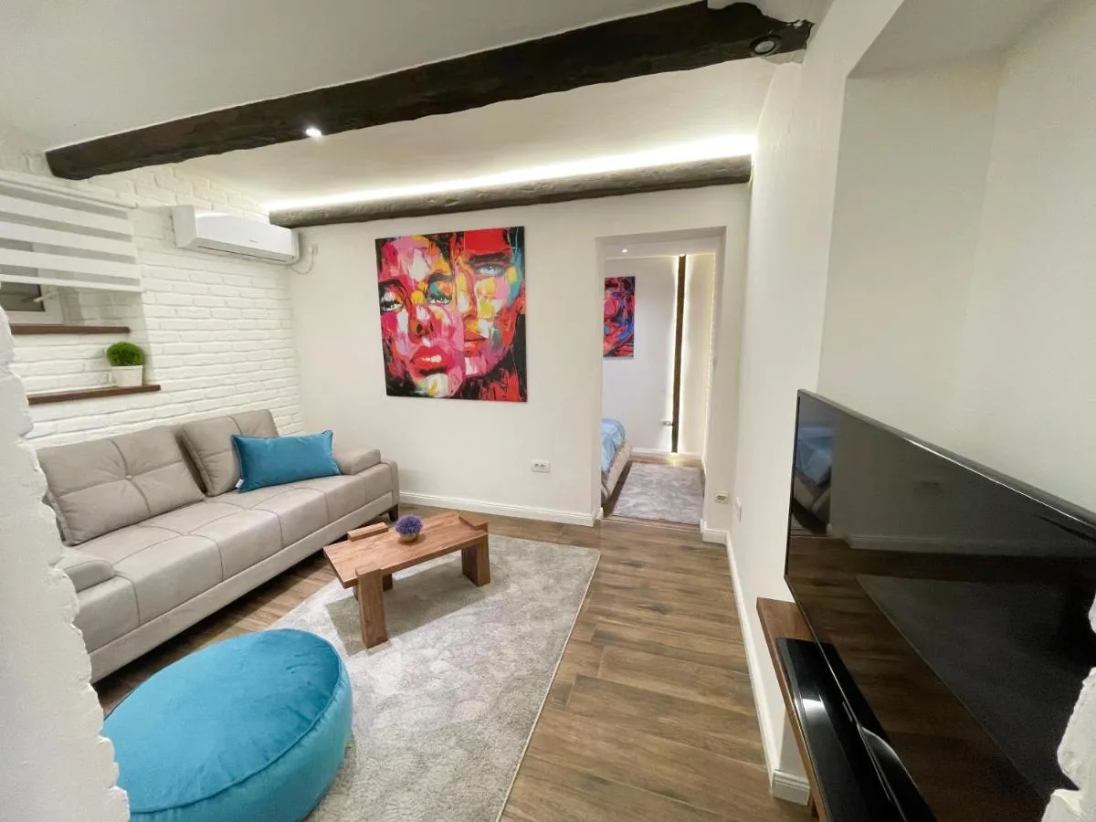 Colorway Apartment — 5