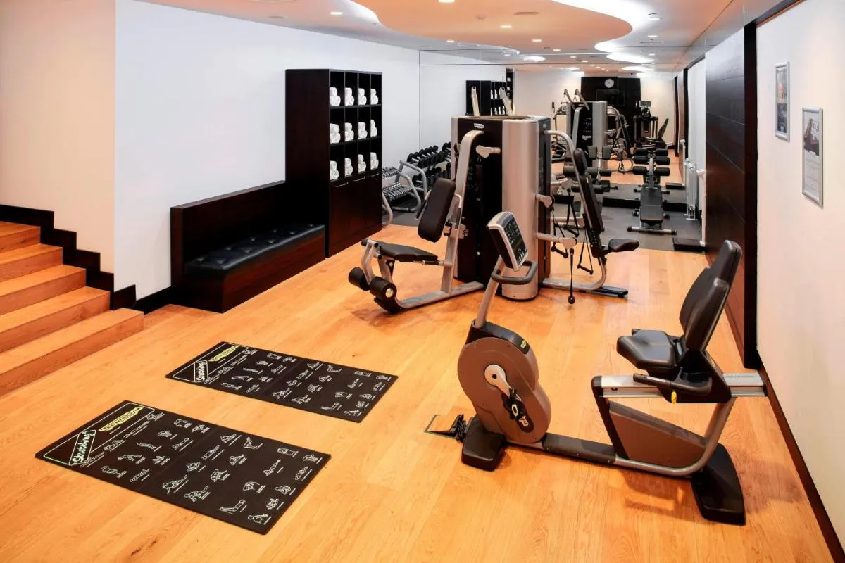 Courtyard by Marriott Belgrade City Center — 5