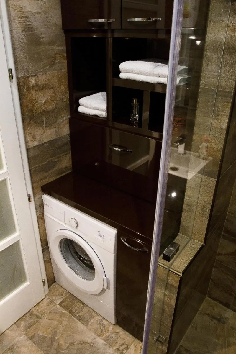 Crown Apartment – Your Royal Stay — 4