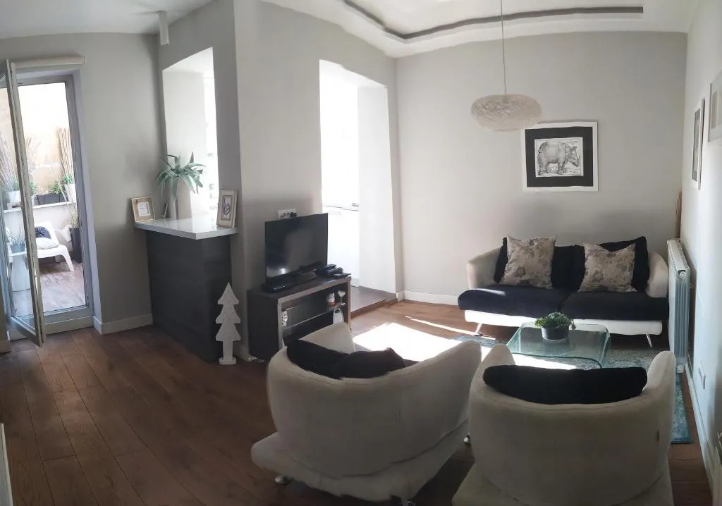 DELUXE Apartment Newsky with terrace