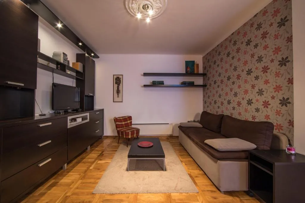 D-HOME KING apartment