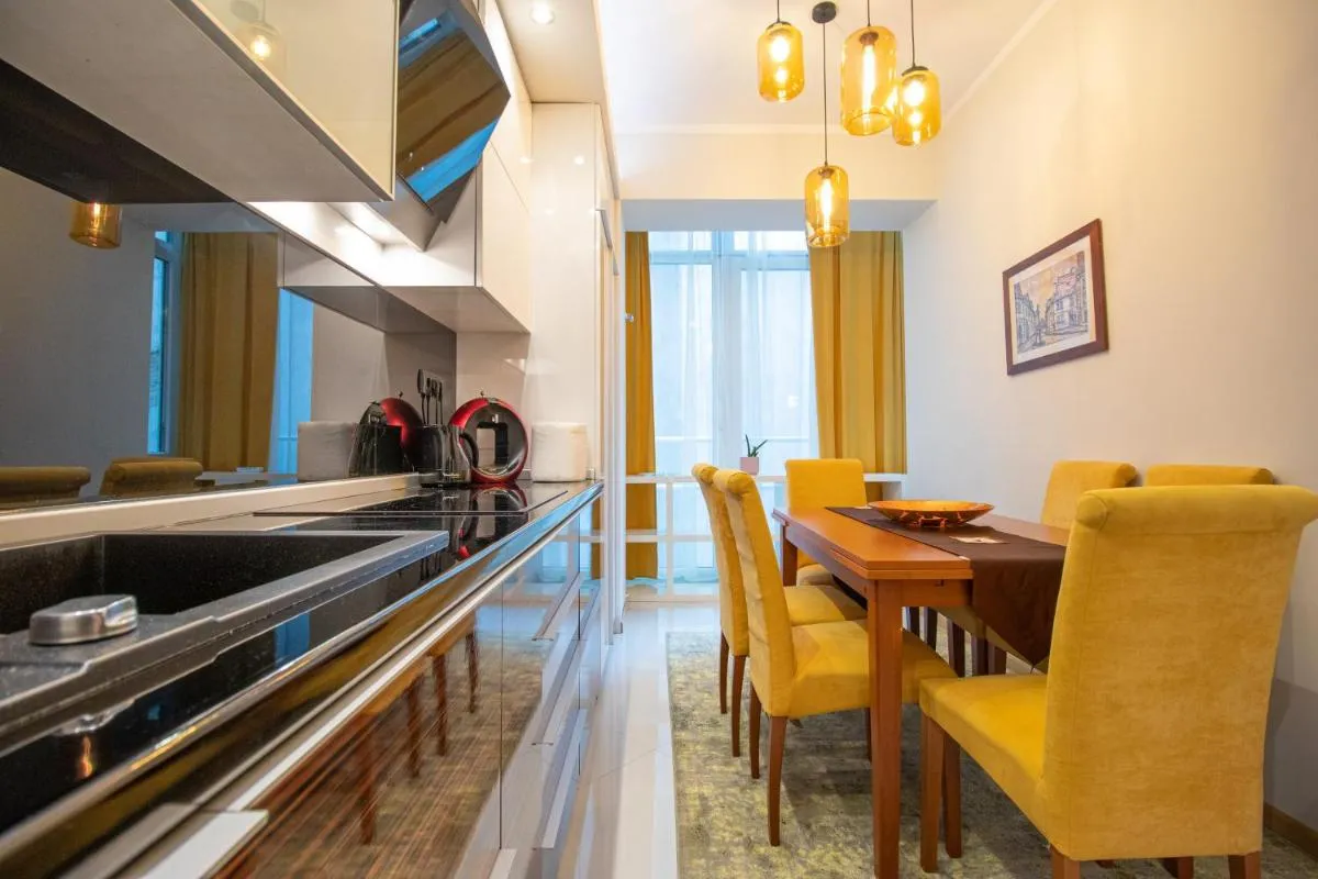 Dani City Center Apartment — 3
