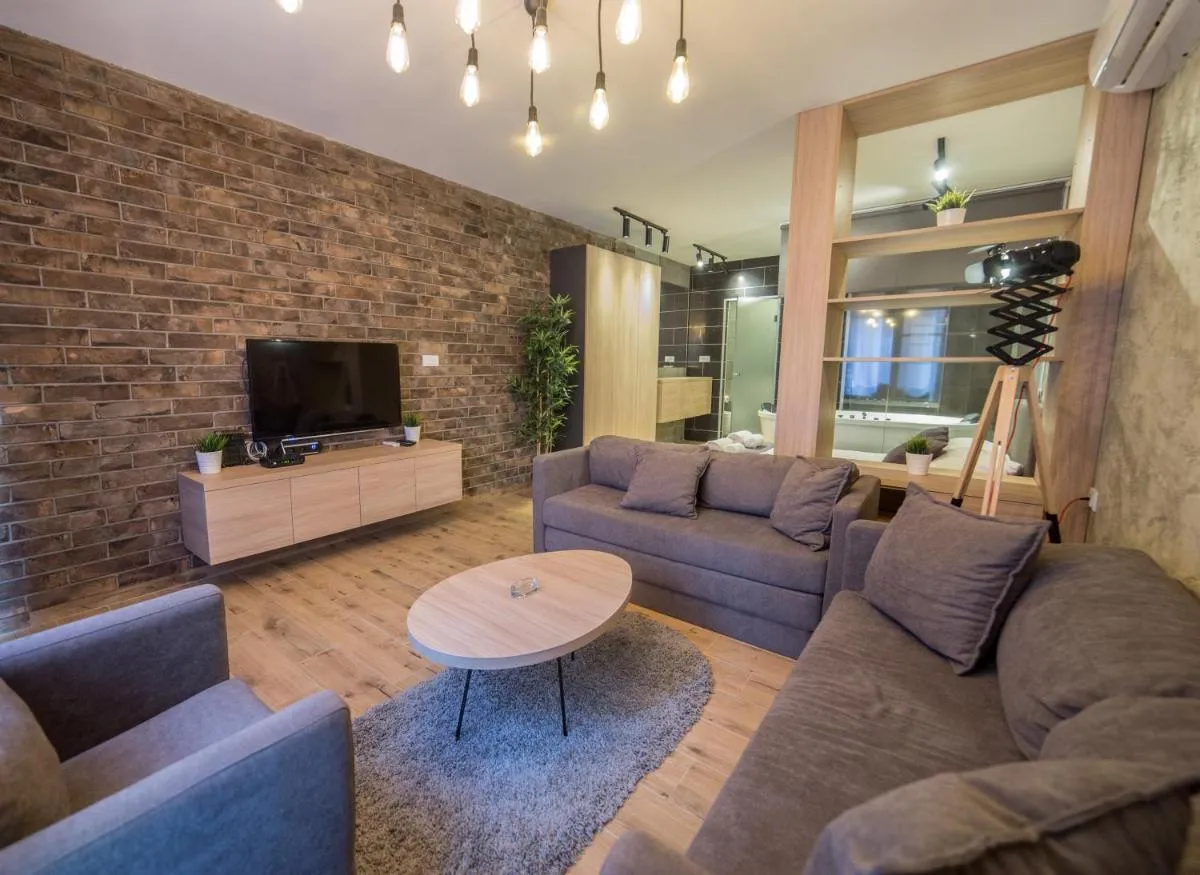Empire Luxury Apartments — 5