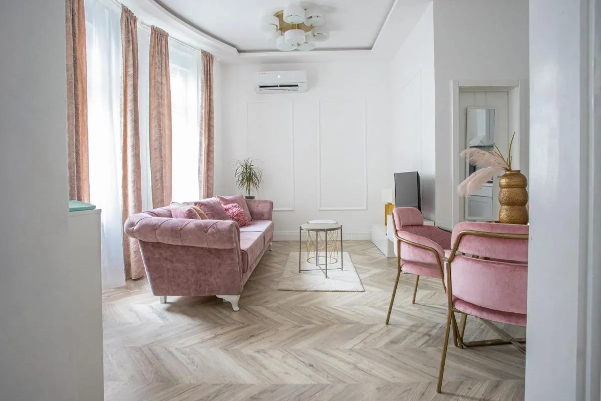 Etoile City Center Apartments- FREE PARKING — 4