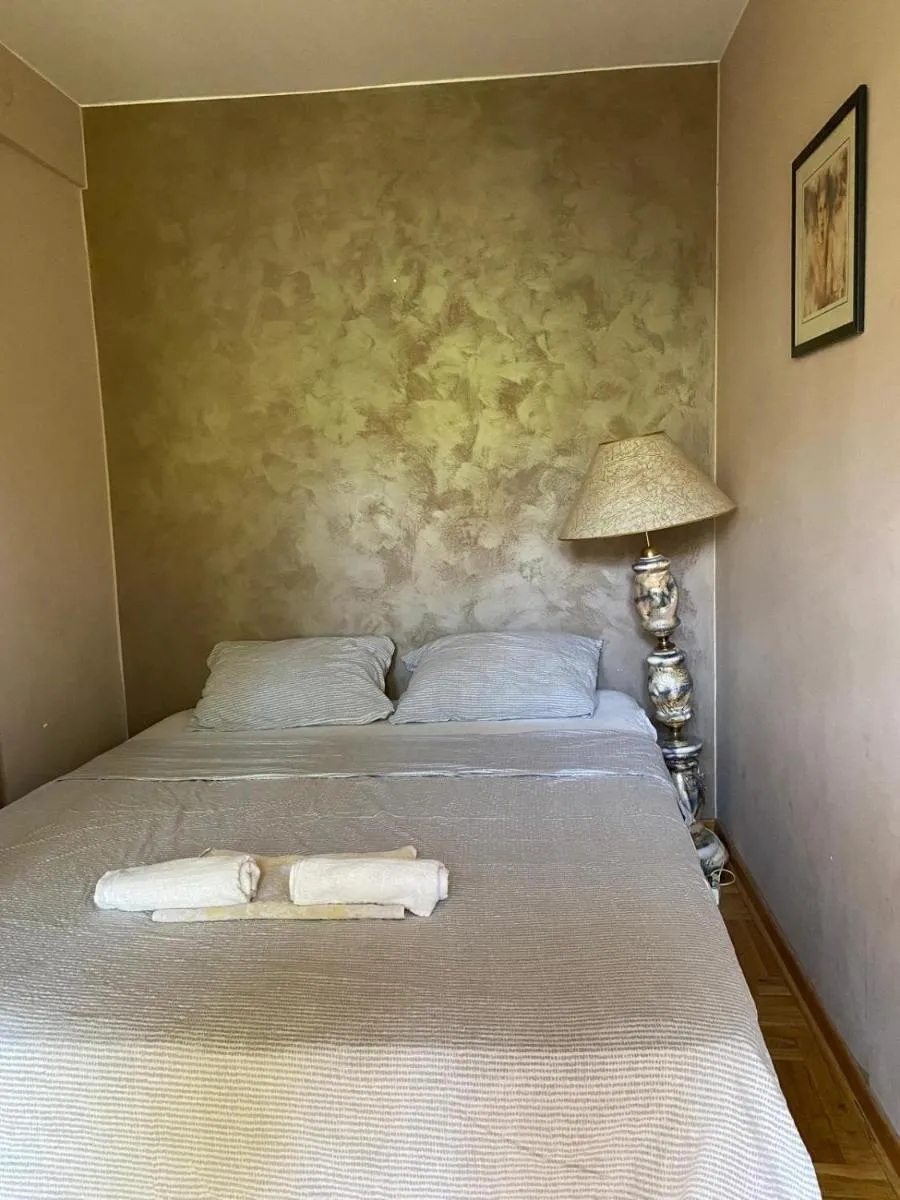 Front Apartment — 5