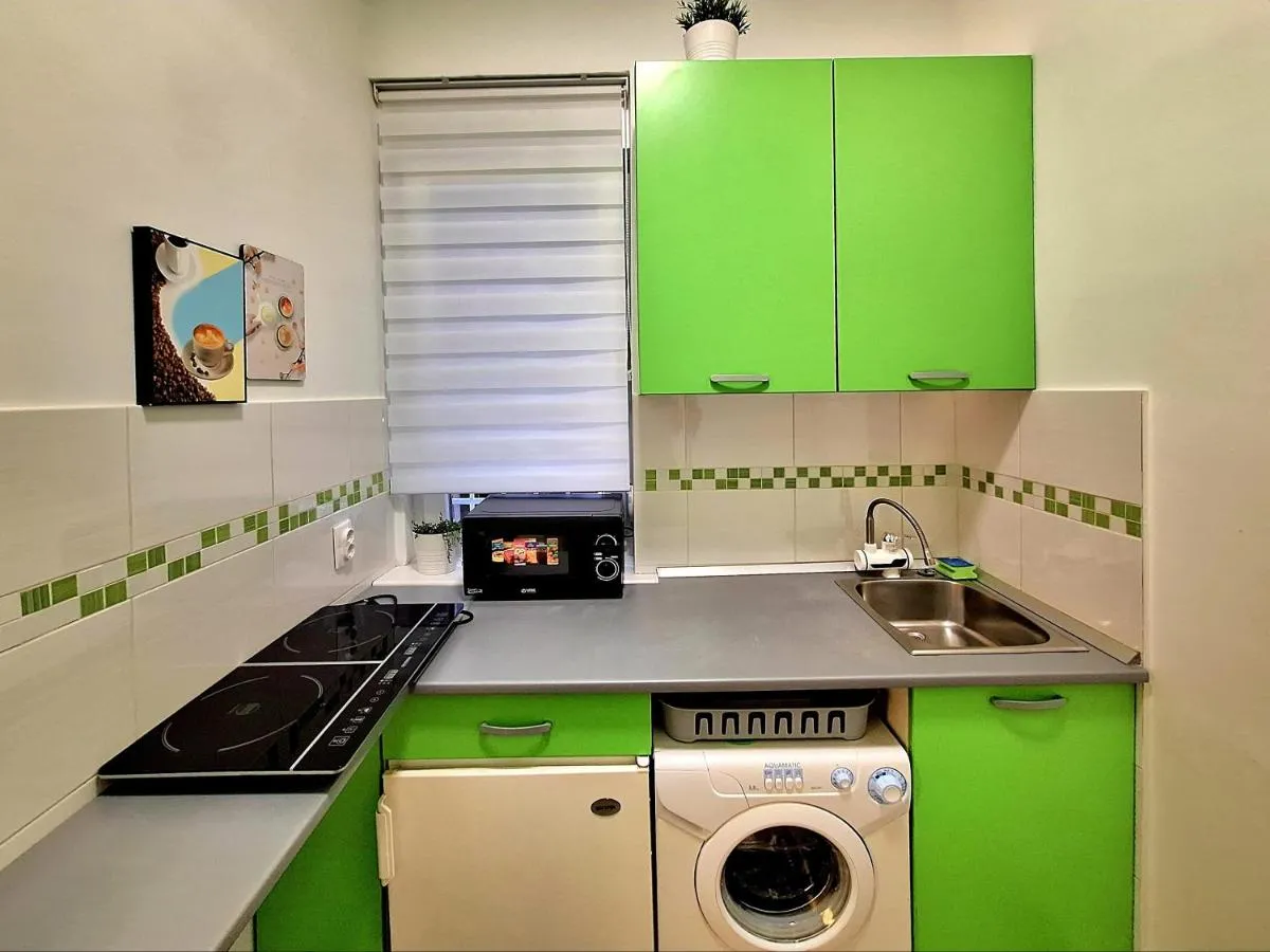 GENIUS APARTMENT — 3