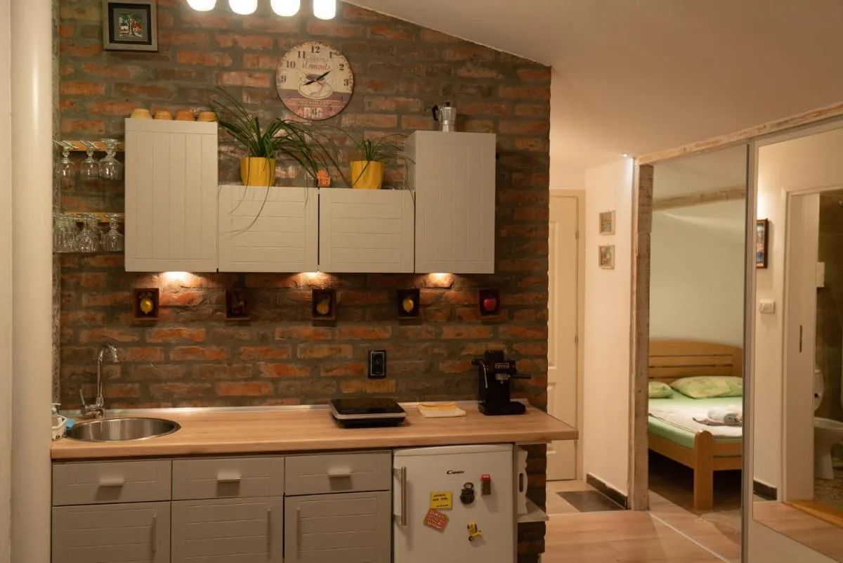 Gardos riverview — 2