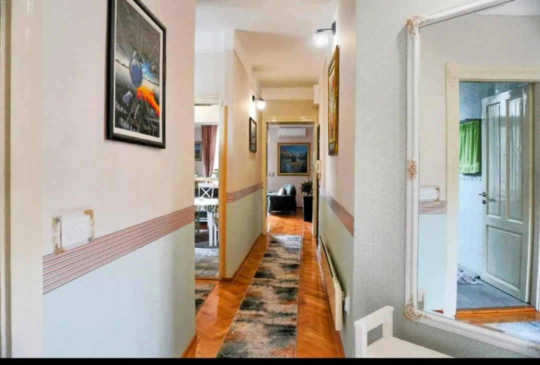 Gracia apartment — 2