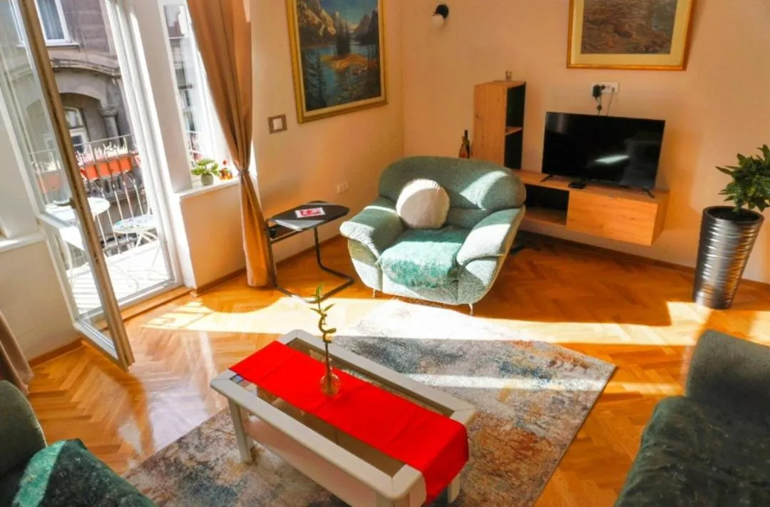 Gracia apartment — 5