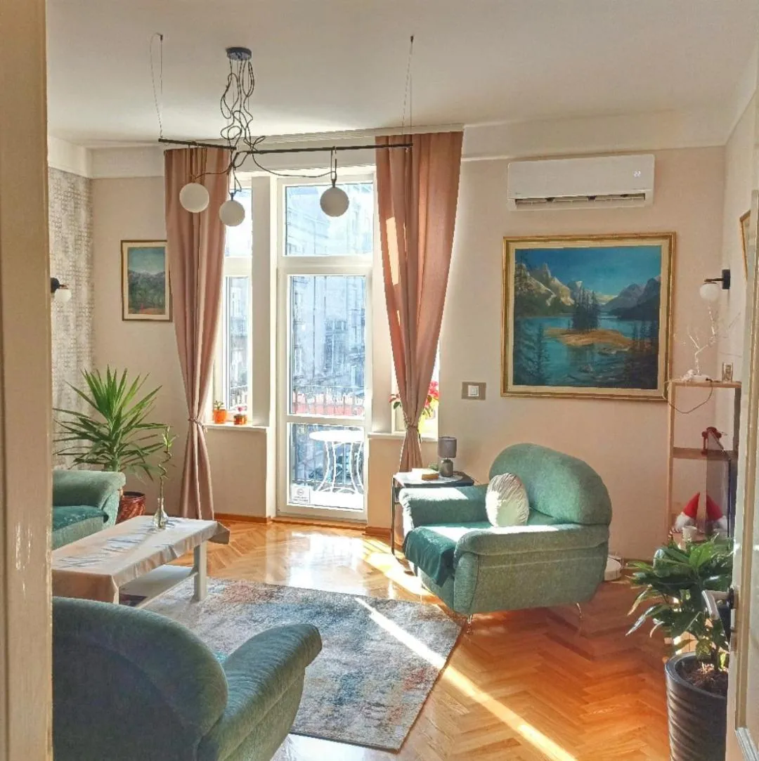 Gracia apartment — 4