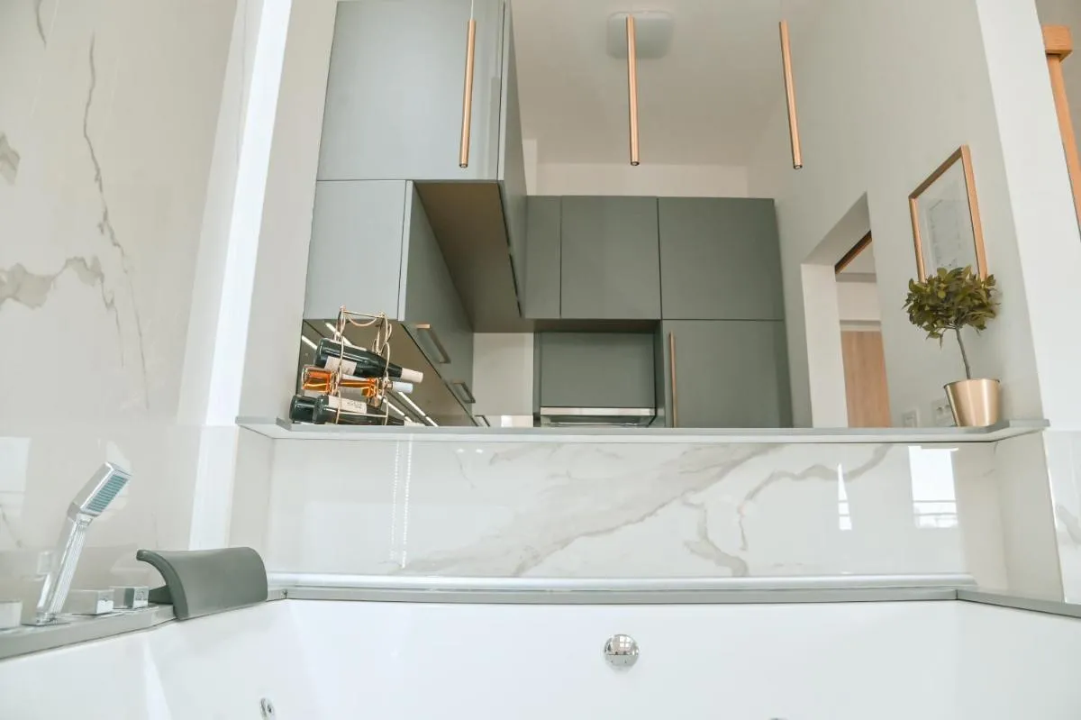 Hedonist-Kapije Lounge & Stay — 3