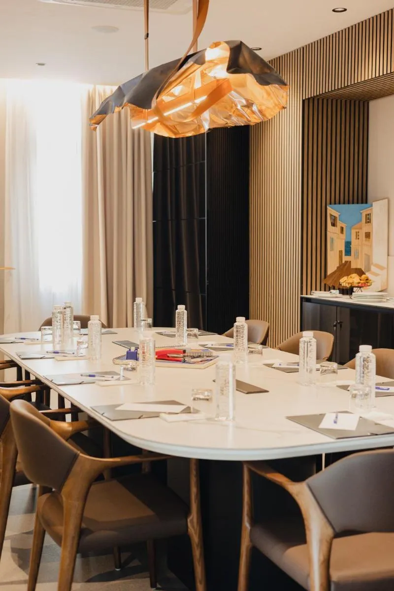 Hotel Flaneur — 5