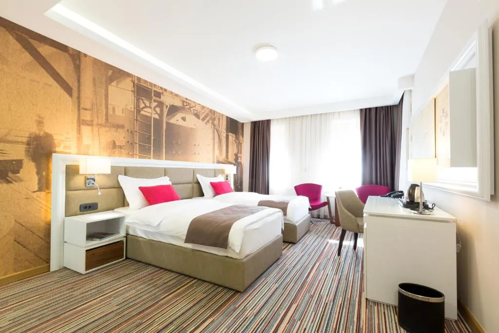 Hotel TESLA – Smart Stay Garni