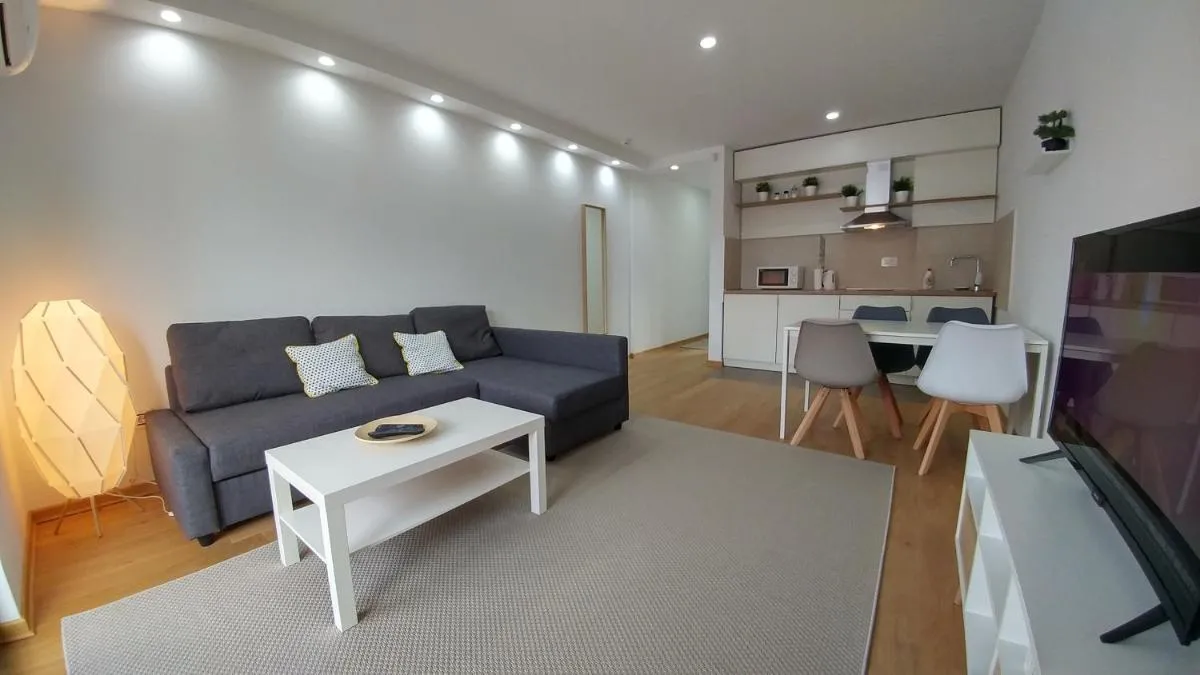J&J apartments — 5