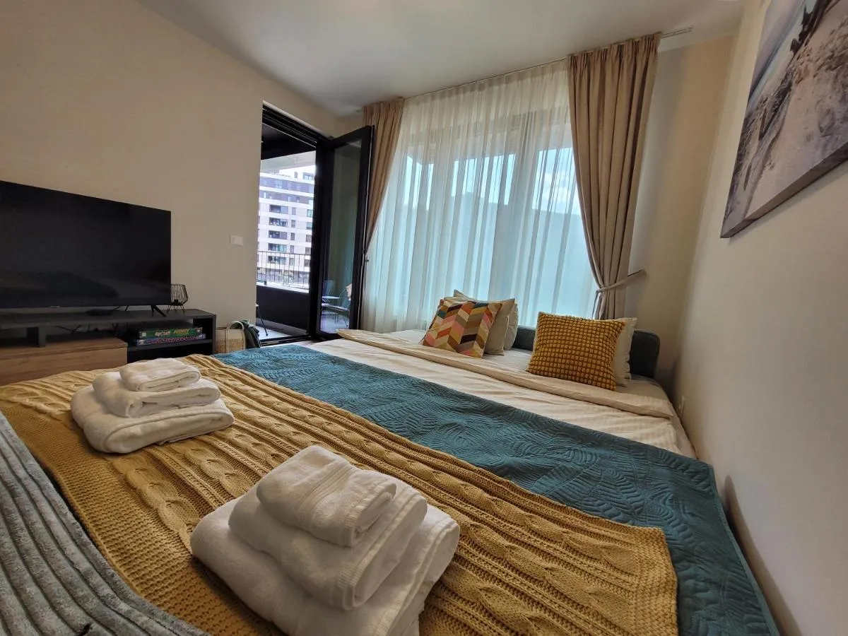 Kalemegdan Riverfront Apartment – K-District — 2