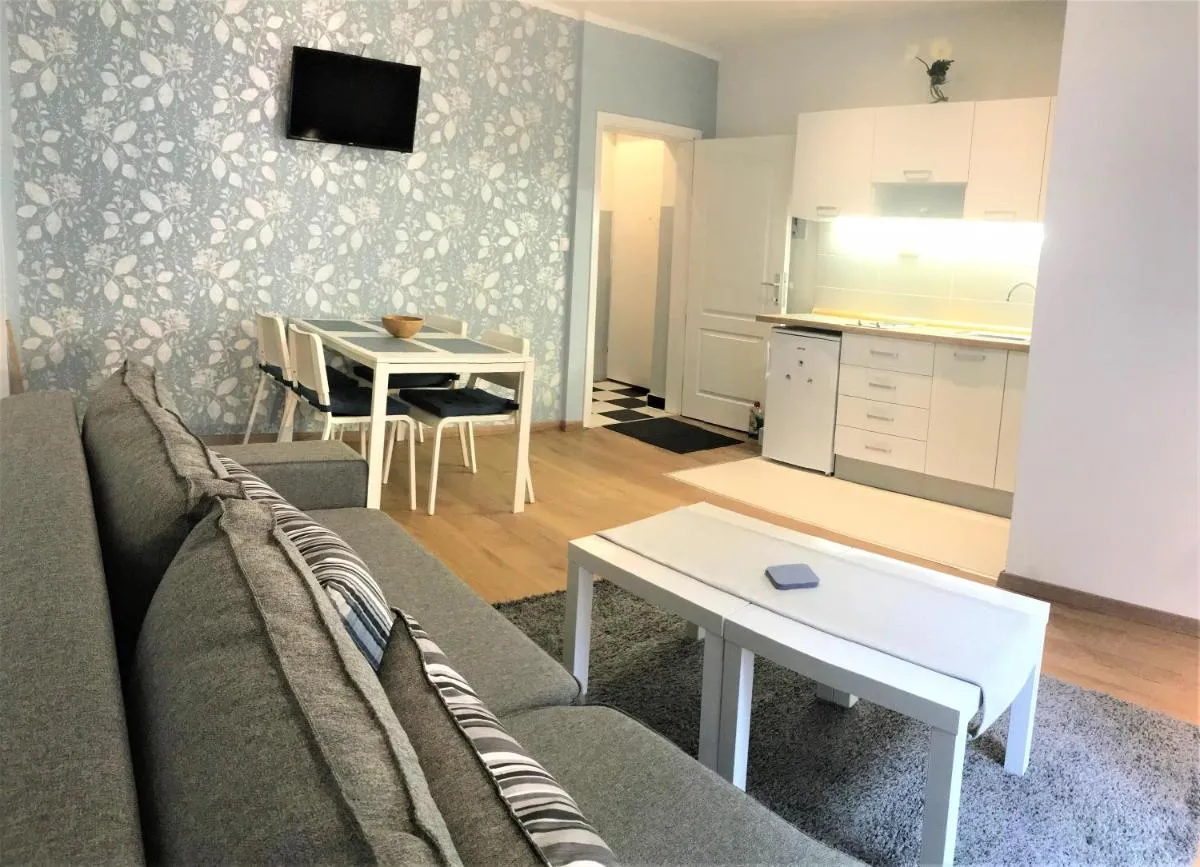 Kona Apartment — 4