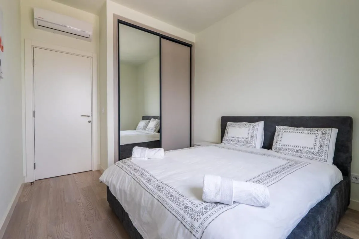 Libera Luxe Residence — 2