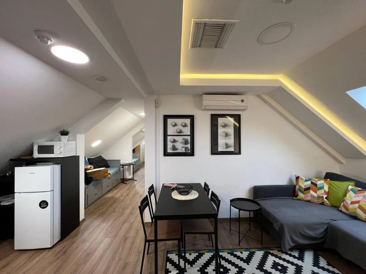 MAIN SQUARE Apartment — 4
