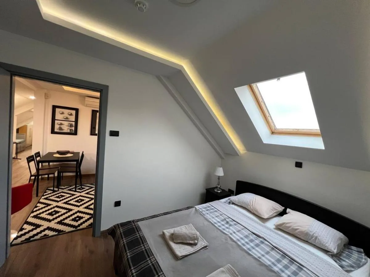 MAIN SQUARE Apartment — 2
