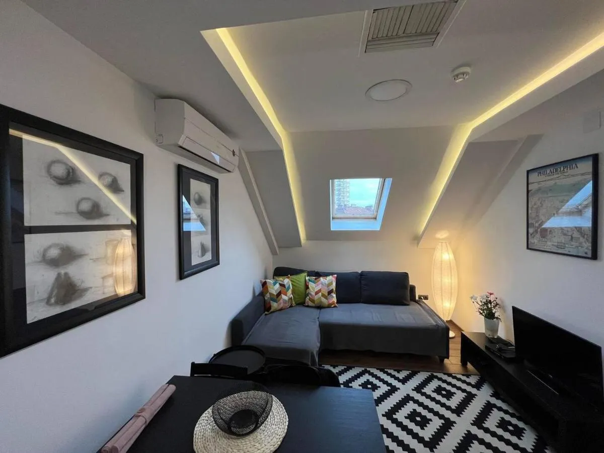 MAIN SQUARE Apartment — 5
