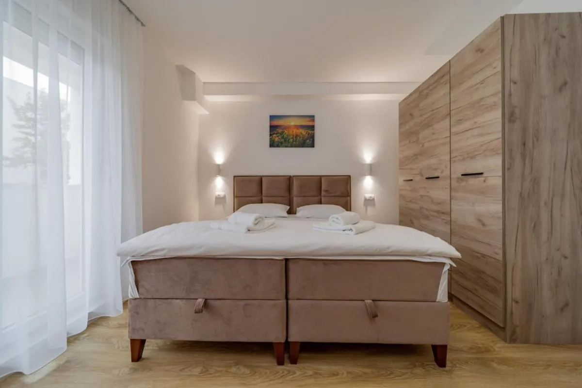 M Apartments — 2