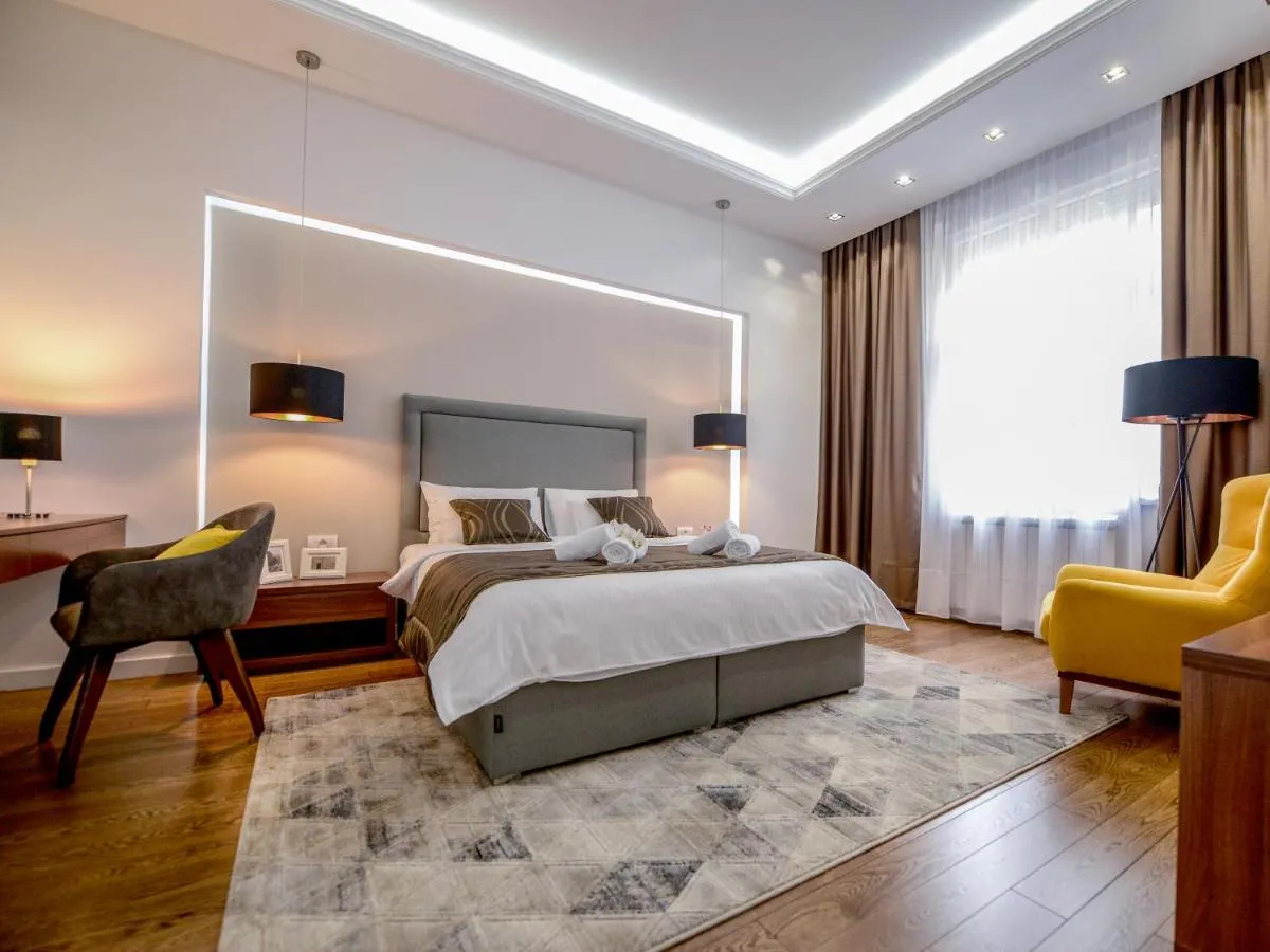 Main Square Residence — 2