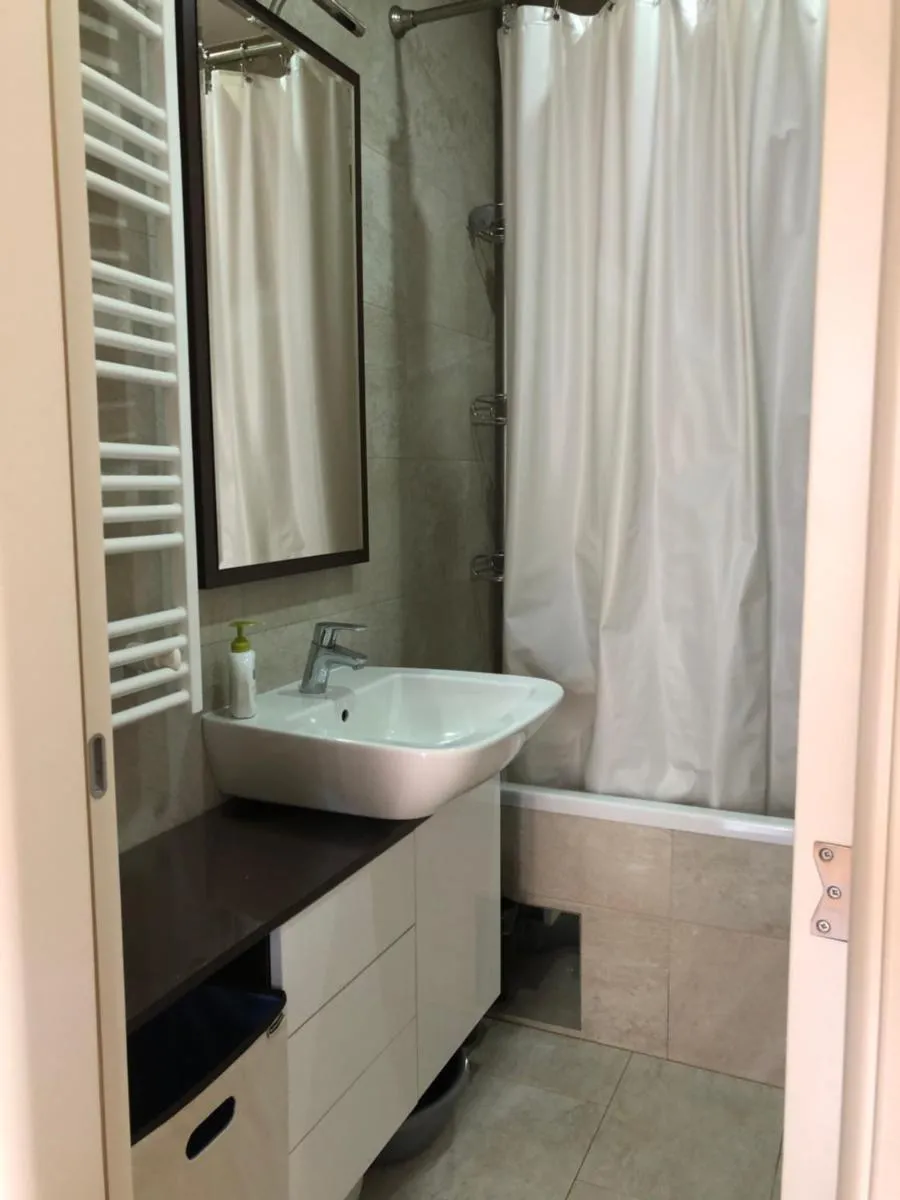 Modern 1 Bed Apartment, near shopping mall Stadion — 3