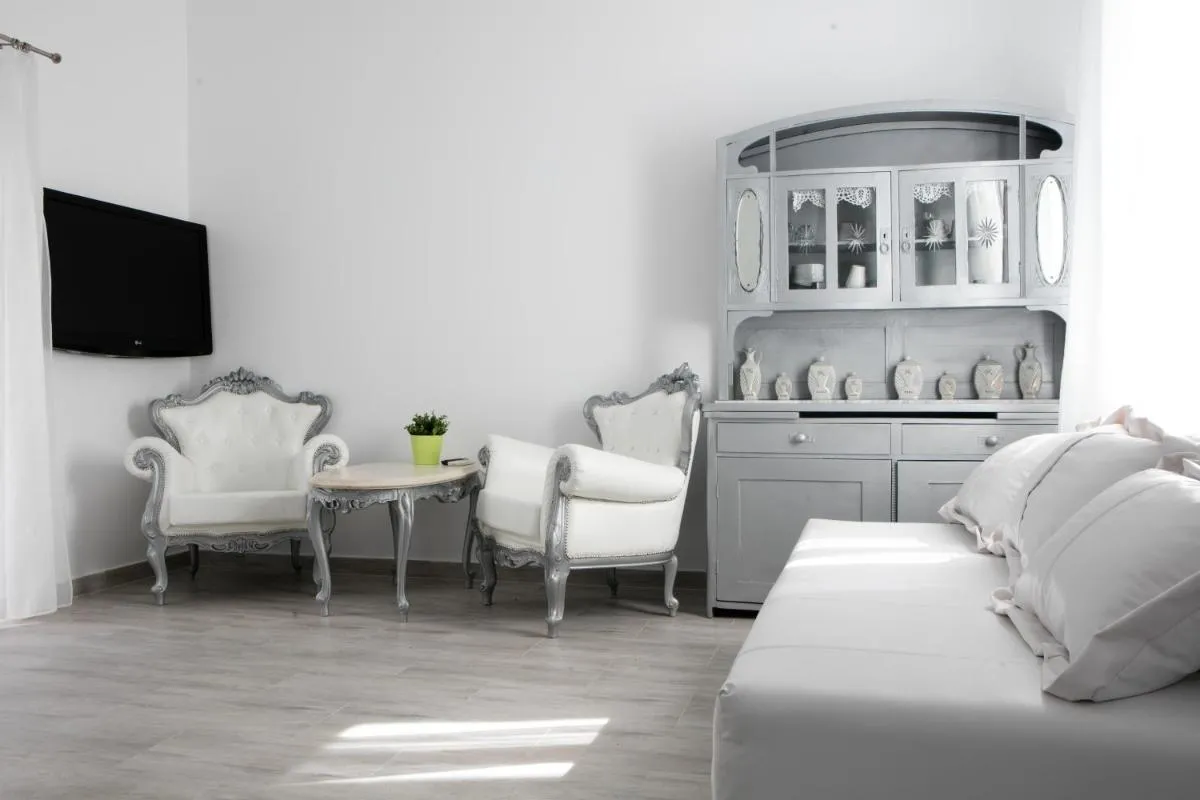 Natalie’s Suite — 5