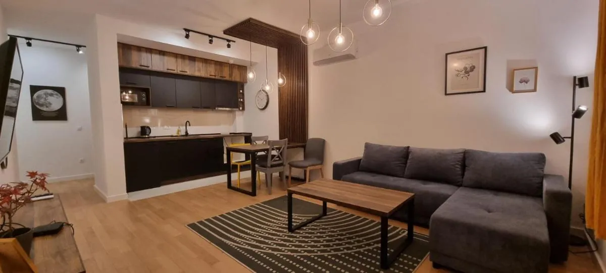New luxury suite near St Sava Temple with garage — 4