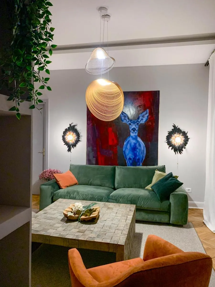 Pop’s Apartments — 4