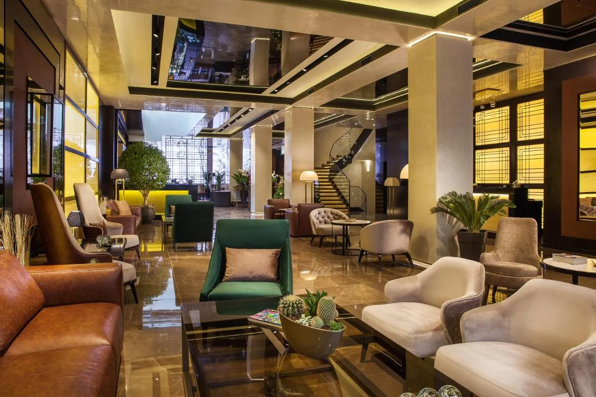 SAINT TEN Boutique Hotel, Small Luxury Hotels — 5
