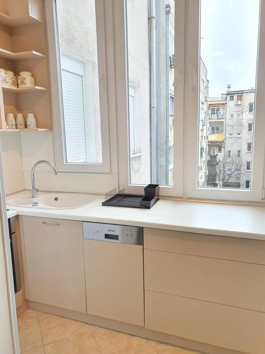 Smiljaniceva Urban Downtown Apartment — 4